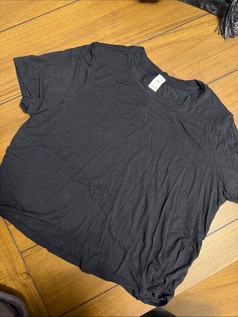 Alo- all day cropped tee